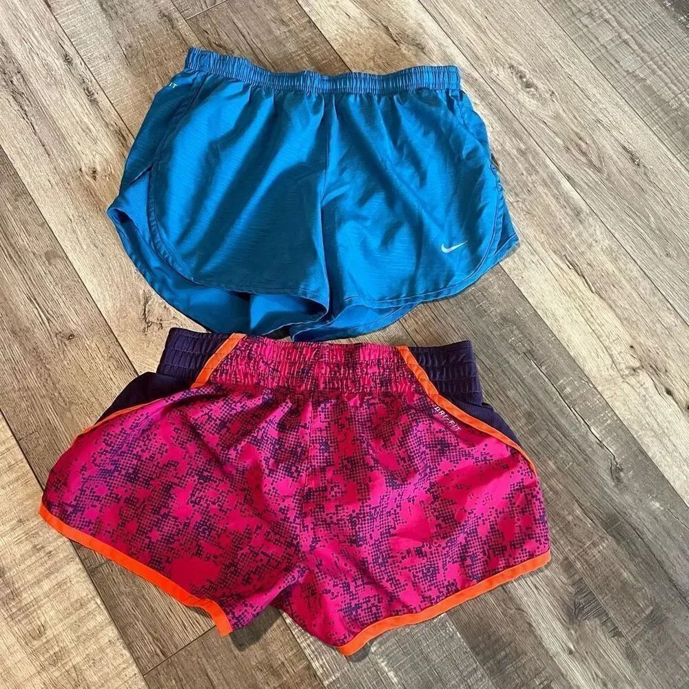 Nike athletic shorts size xs